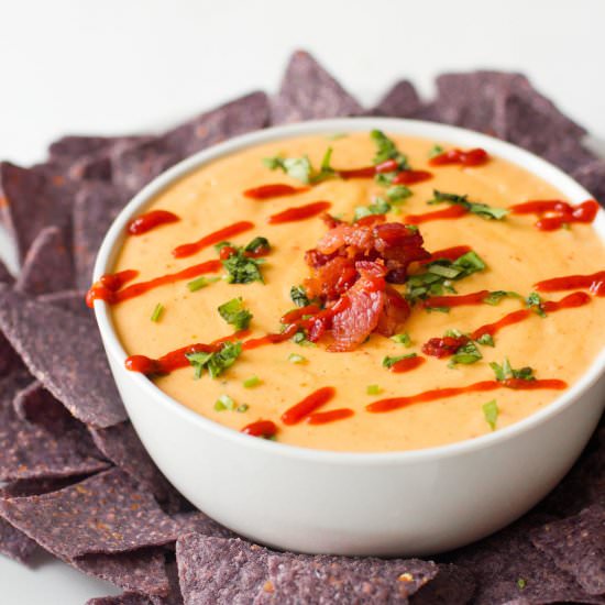 Bacon Sriracha Queso