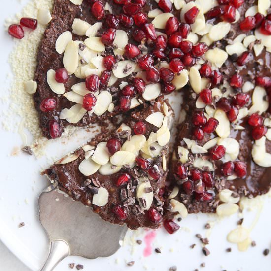 Raw Pomegranate Chocolate Pie