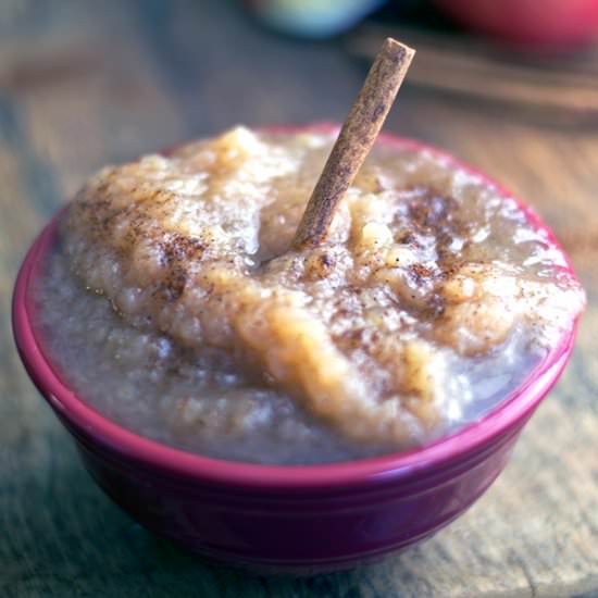 Homemade Crock-pot Applesauce