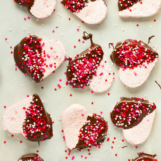 Homemade Strawberry Marshmallows