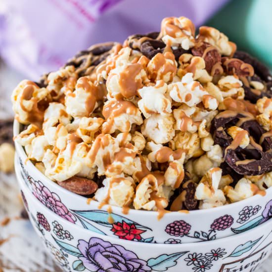 Popcorn Party Mix