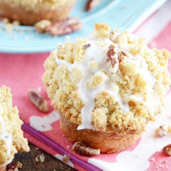 Buttermilk Cinnamon Crumble Muffins