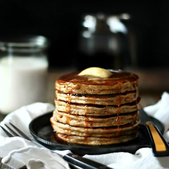 Oatmeal Cookie Pancakes