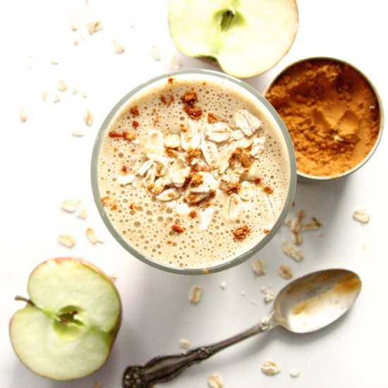 Healthy Apple Crisp Smoothie