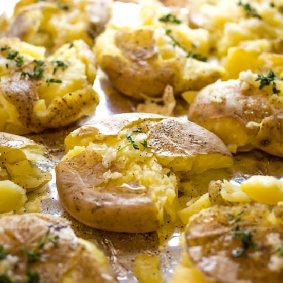 Crispy smashed potatoes