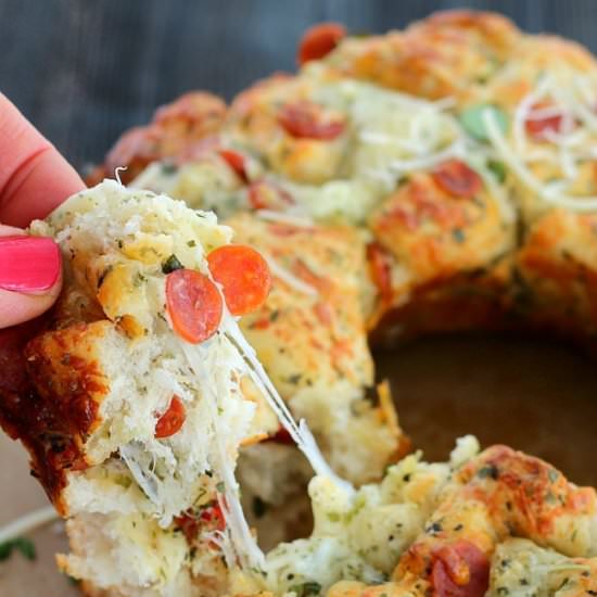Pull Apart Cheesy Pizza Bread