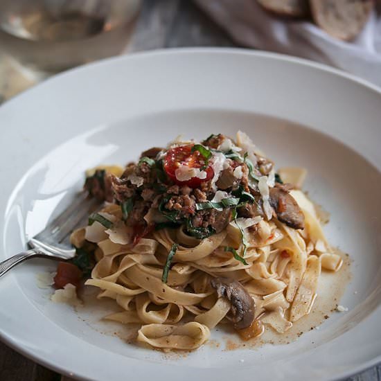 Sausage, Spinach and Wine Fettuccine