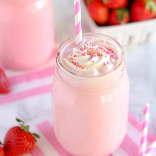 Homemade Strawberry Milk