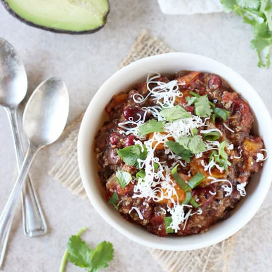 butternut quinoa chili