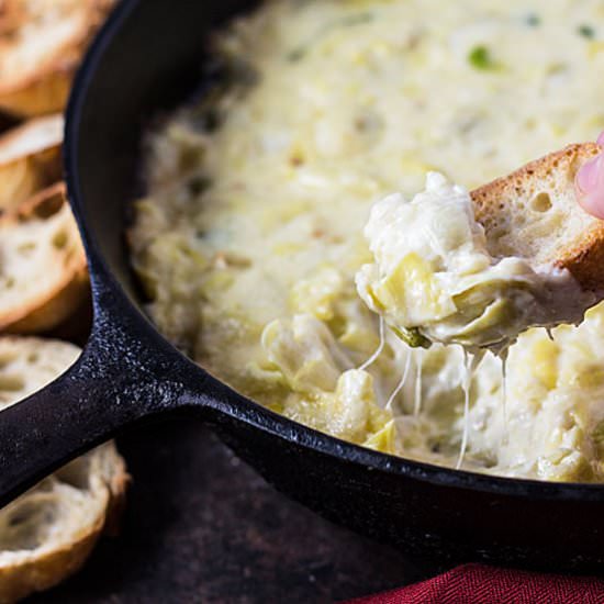 Cheesy Baked Artichoke Dip