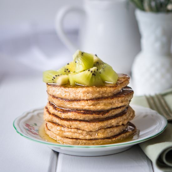 Banana Oat Pancakes