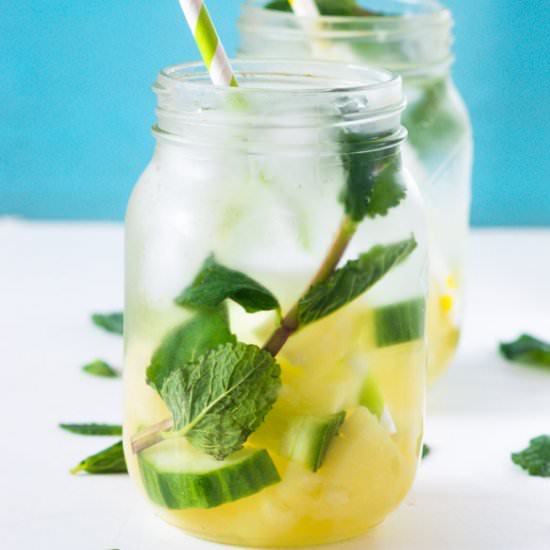 Pineapple Mint Infused Water