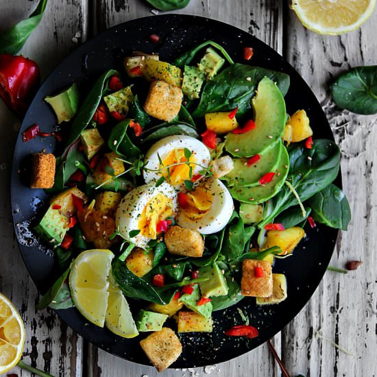 Mixed Greens Salad with Pineapple