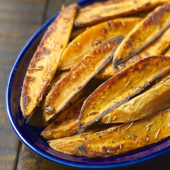 Rosemary Garlic Sweet Potato Wedges