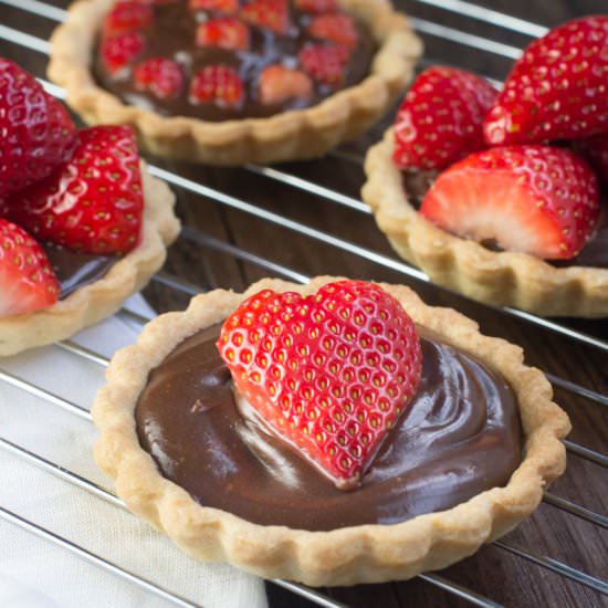 Strawberry & Champagne Truffle Tart