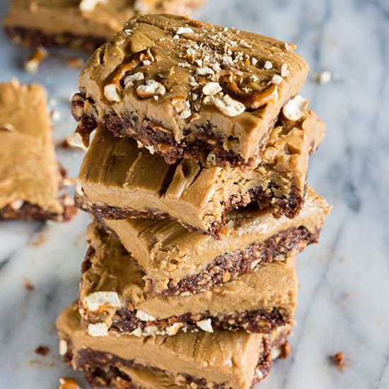 Peanut Butter Pretzel Bars