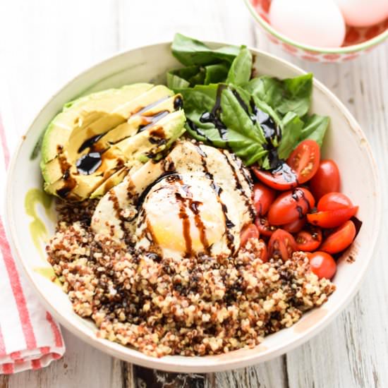 Quinoa Breakfast Bowl with Egg
