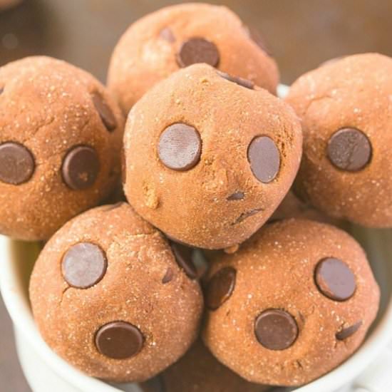 No Bake Chocolate Cake Batter Bites