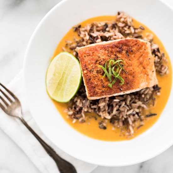 Pan Seared Salmon in Coconut Curry