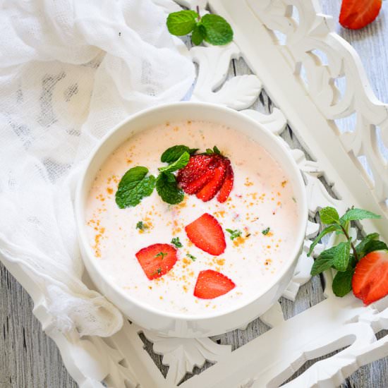 Strawberry Raita