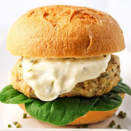 Parmesan Dill Salmon Burger