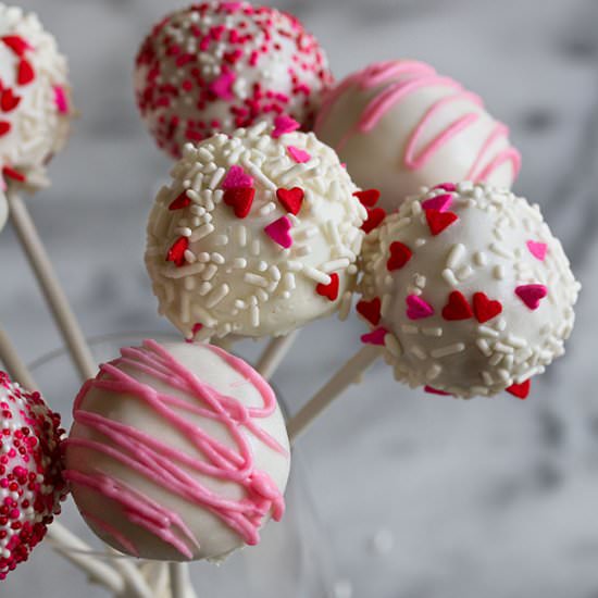 Strawberry Cheesecake Cake Pop