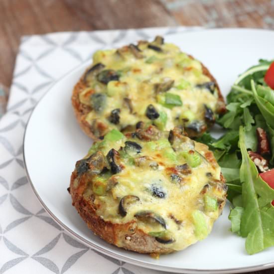 Curry Ripe Olive Sandwich