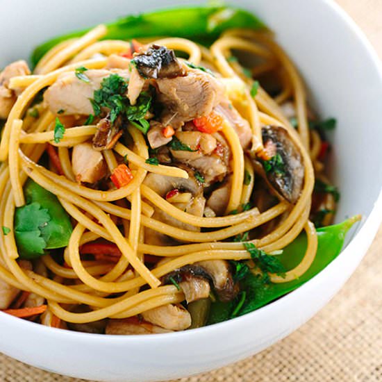 Garlic Noodles with Chicken