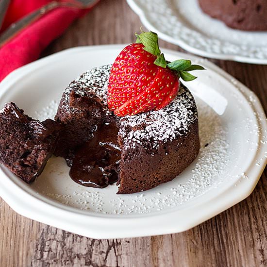 Molten chocolate Lava Cake