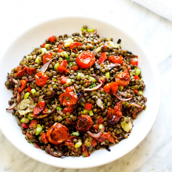 Roasted Garlic Tomato Lentil Salad