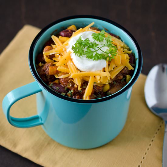 Easy Slow Cooker Beef Chili