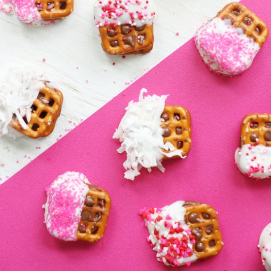 Valentine Dipped Rolo Turtles