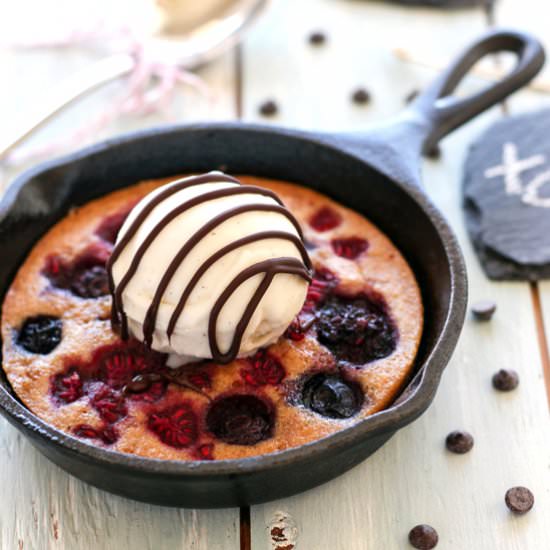 Mini Berry Skillet Cake