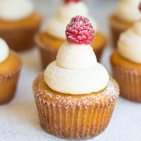 Snow Cupcakes