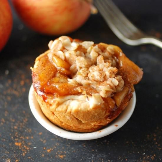 Mini Apple Crumble Pies