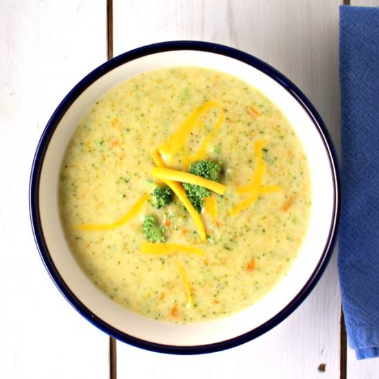 Cheesy Broccoli Soup