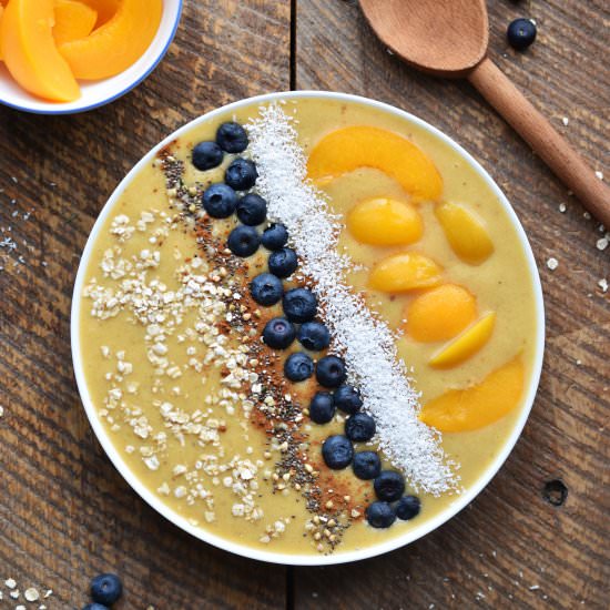 Peach Pie Smoothie Bowl