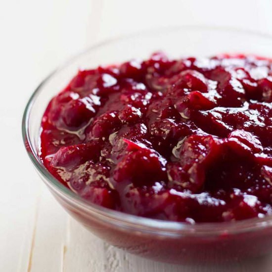 Simple Sugar-Free Cranberry Sauce