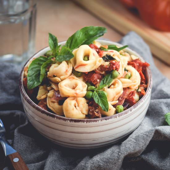 Dried Tomato Tortellini Pasta Salad