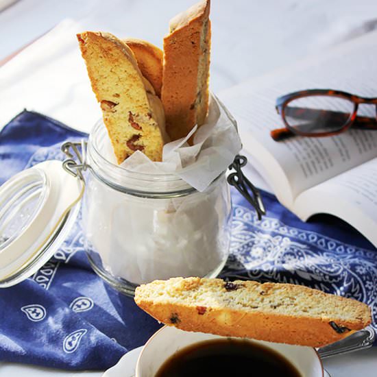 Raisin Pecan Biscotti