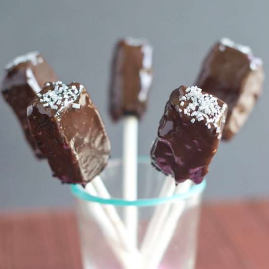 Royal Brownie Pops