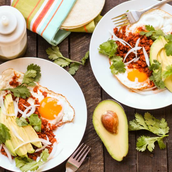 Chorizo con Huevos (Video!)