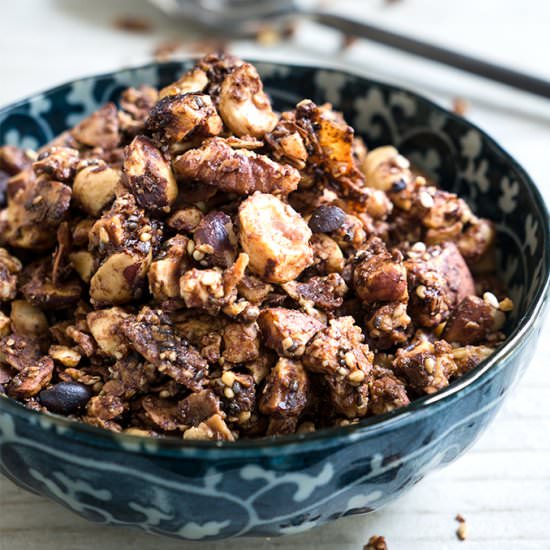 Dark Chocolate Granola