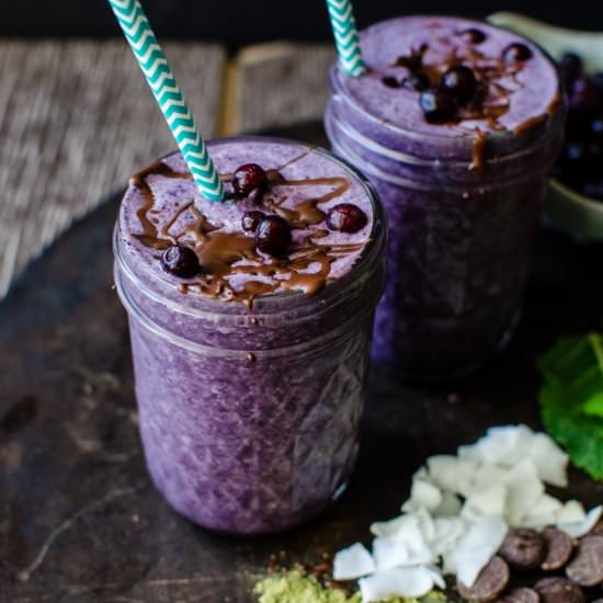 Chocolate-Covered Blueberry Smoothie