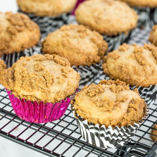 Spice Crumb Cinnamon Muffins