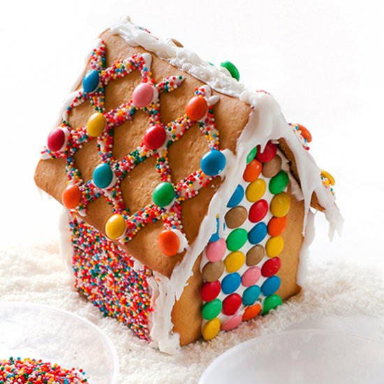 Prepare the Gingerbread House
