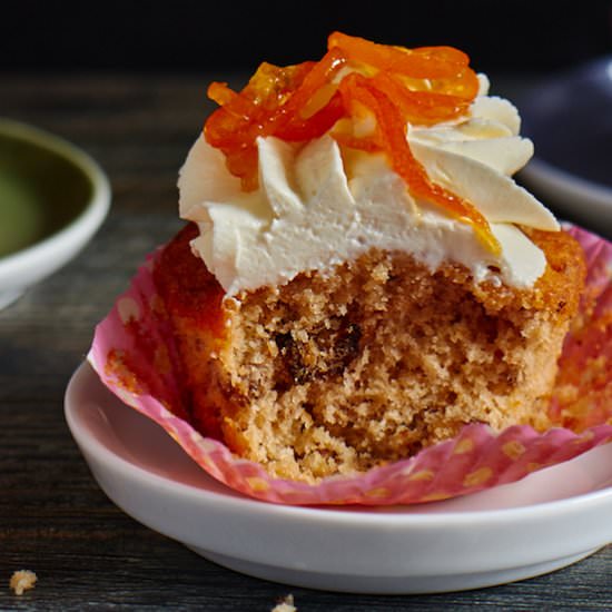 Cupcakes with Walnuts and Orange