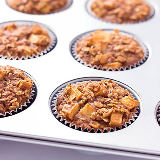 Apple Cinnamon Baked Oatmeal Muffin