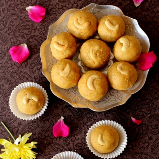 Besan Ladoo Recipe