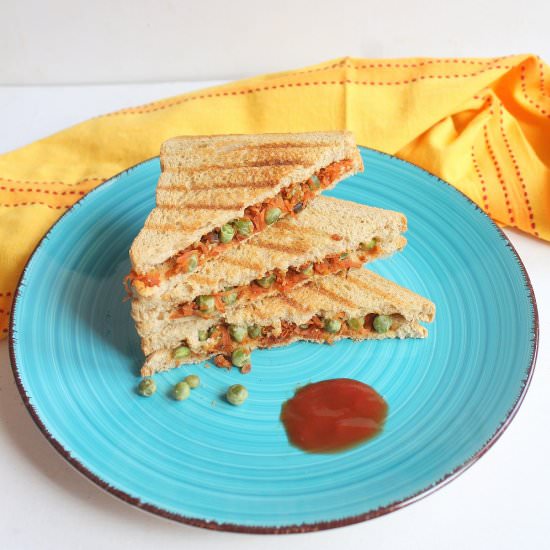 Carrot And Peas Sandwich